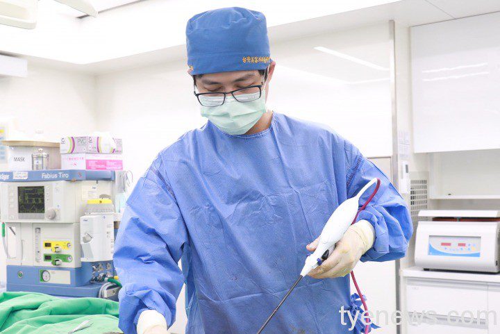流行中空裝卻不敢露皺皺的小腹?皮肉鬆弛終結者「超能電漿」不留疤 03 2 1 1