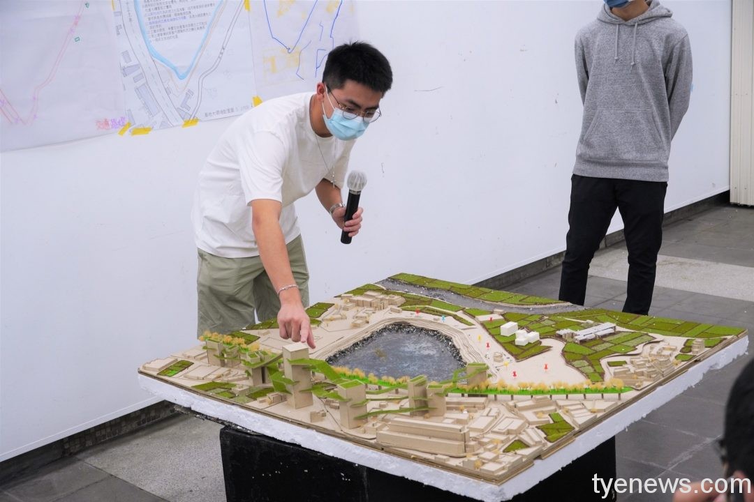中原建築系「不見城市的看4.0」 龍鱗大地呈現南崁土地故事 07 經歷踏查後的「小住宅設計」專案讓學生規劃2050年埤塘社區