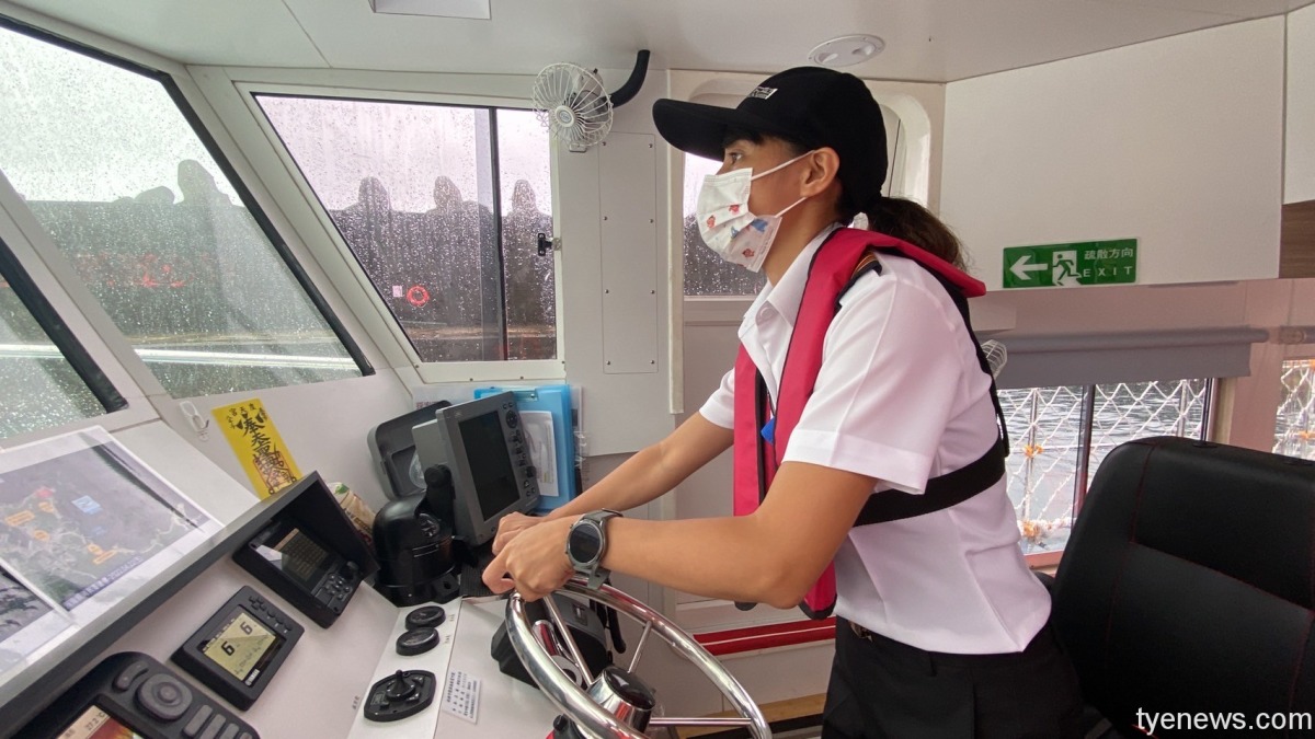 海科館「潮境方舟1號」 24歲女船長掌舵啟航