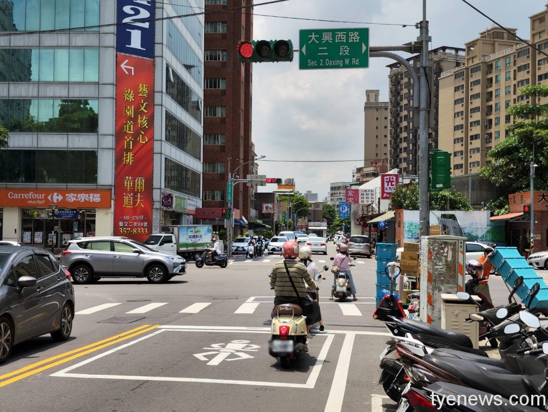 機車族不怕曬昏!桃交通局7/1起縮短236處紅燈秒數