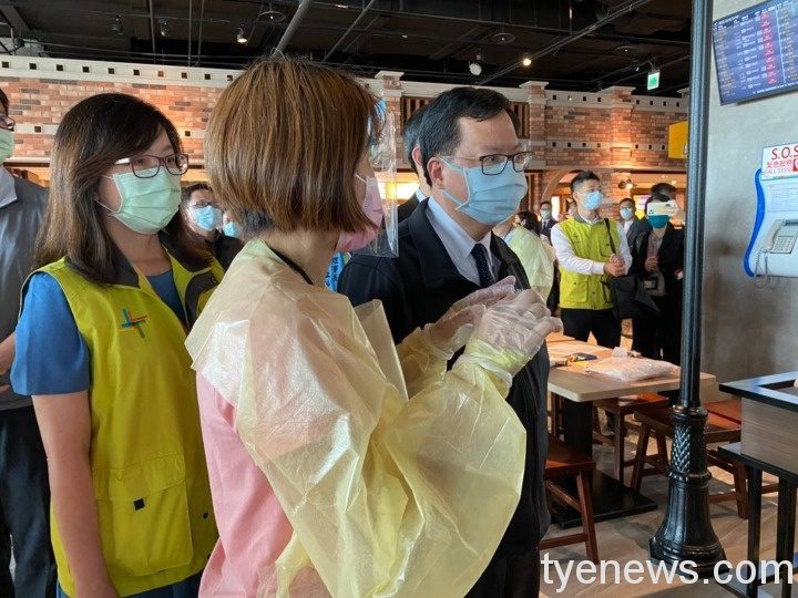 堅守國門第一線 鄭文燦籲接種疫苗強化自身防護 1027816