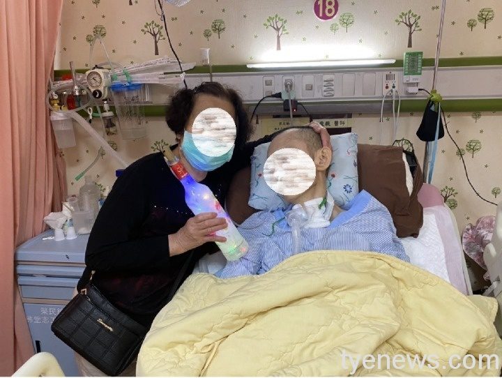 溫馨五月北榮桃 瓶中燈飾閃耀慈母光輝 1100506 4