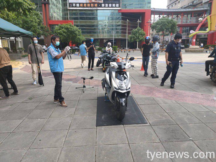 中壢分局捍衛居民安寧 聯合桃環局、監理站稽查噪音改裝車 132154