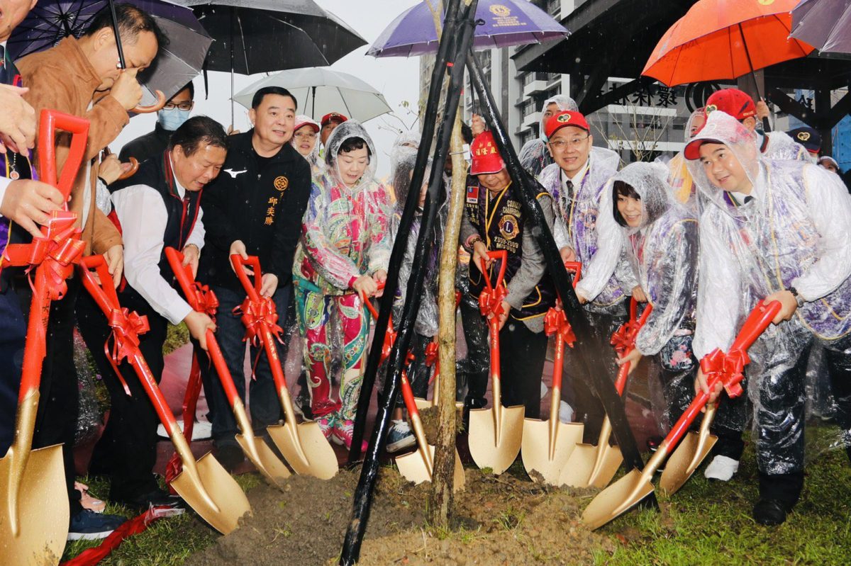 桃園「水岸公園」環保植樹 獅子會300G2區愛地球率先做起
