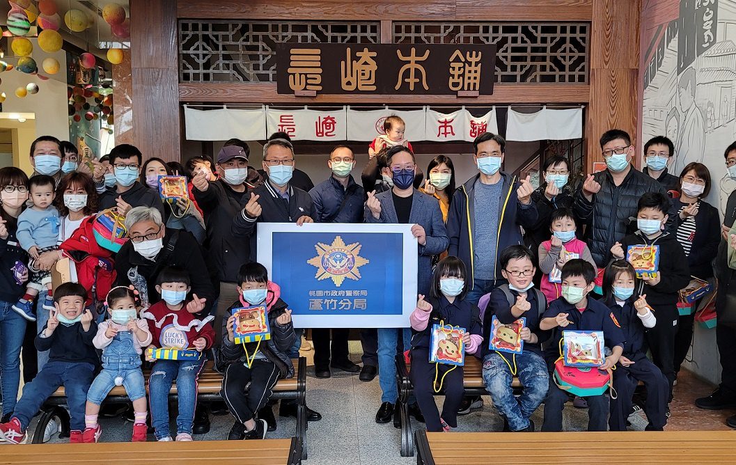 蘆竹分局慰勞員警 參訪觀光工廠體驗DIY 1615074376735