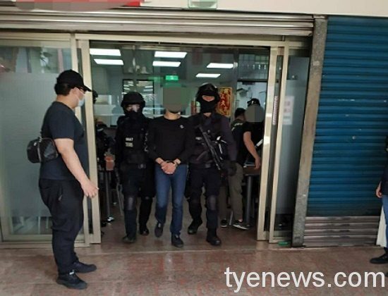 【有片】桃園警破獲暴力討債集團 逮六名幫派份子 1615516762641