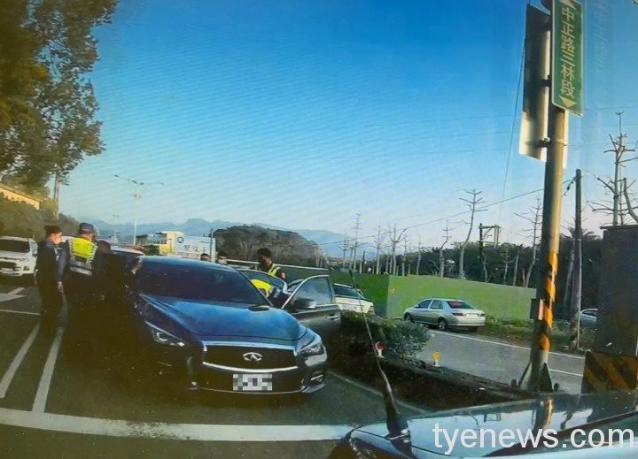 心虛男懸掛失竊車牌 眼尖警巡邏識破順利逮獲 1616742027008