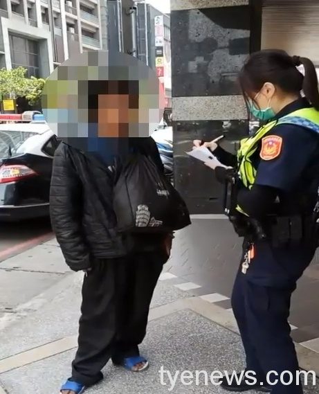 【有片】全面防堵疫情破口 桃園警動員稽查未戴口罩民眾 1621487523658