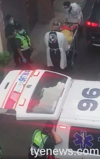 【有片】桃園男子酒後與家人爭吵 渾身酒氣醉倒路旁 1626757643999