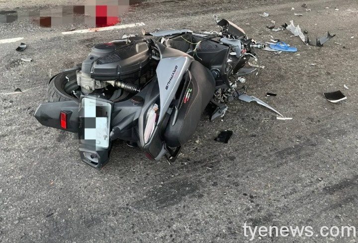 醉男清晨酒駕自撞貨車 傷勢嚴重送醫不治 1630573513542