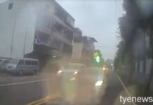 【有片】兩線道遇逆向高速超車 騎士嚇:差點看不到明天太陽