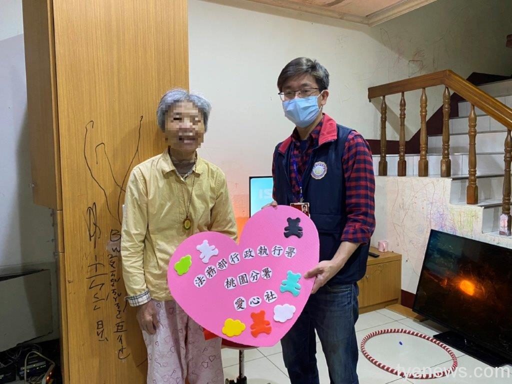 桃園分署提供義務人適時助力 行動關懷弱勢兒少 1653647185478