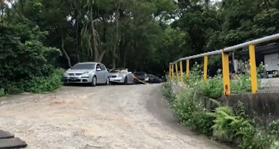 蘆竹廢棄車後車廂驚見男腐屍