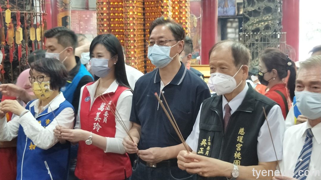 張善政景福宮行腳 「我是不折不扣的桃園人」