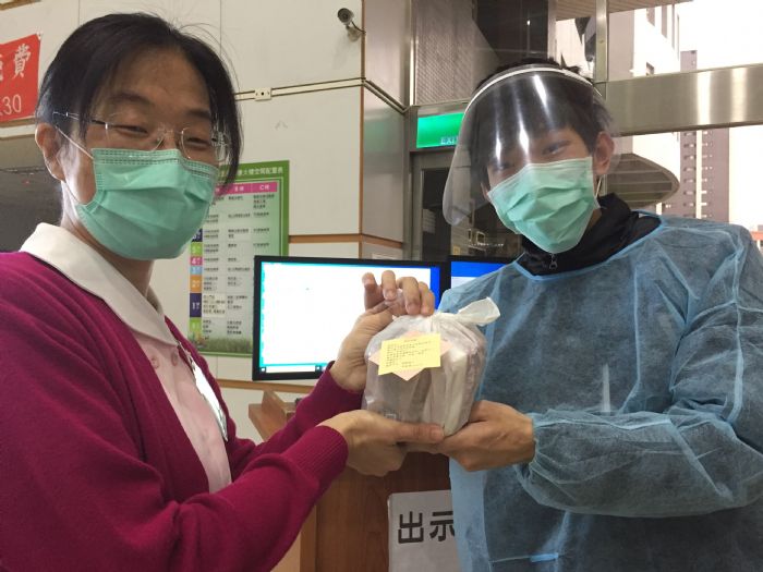 桃療幸福早餐 邱献章:慰勉同仁犧牲連假守護民眾健康 20210102105221562