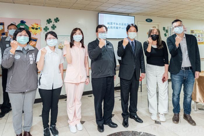 副總統賴清德訪視莊敬園老人中心 肯定視訊探視防疫政策 20210205173511166