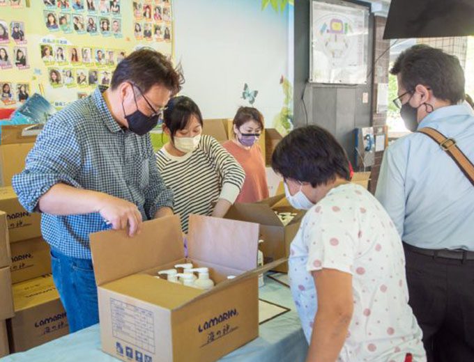 校園防疫「班班有額溫槍」守護孩子健康生活 20210223161837608
