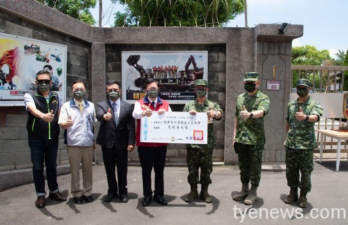 鄭文燦親贈加菜金20萬元 感謝五三工兵群協助石門水庫清淤 20210705154217641