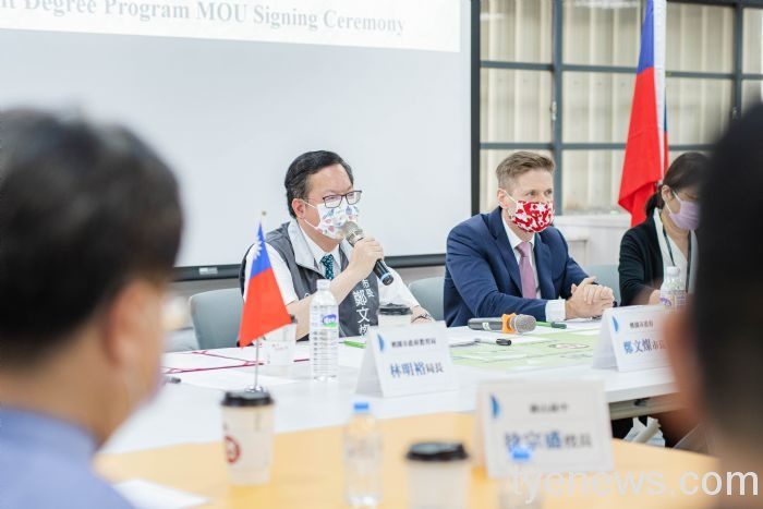 台加教育大躍進!桃市與加拿大雙省簽訂高中雙聯學制MOU 20210911135728618