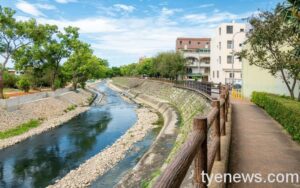 新街溪排水改善工程竣工 打造河川治理親水環境