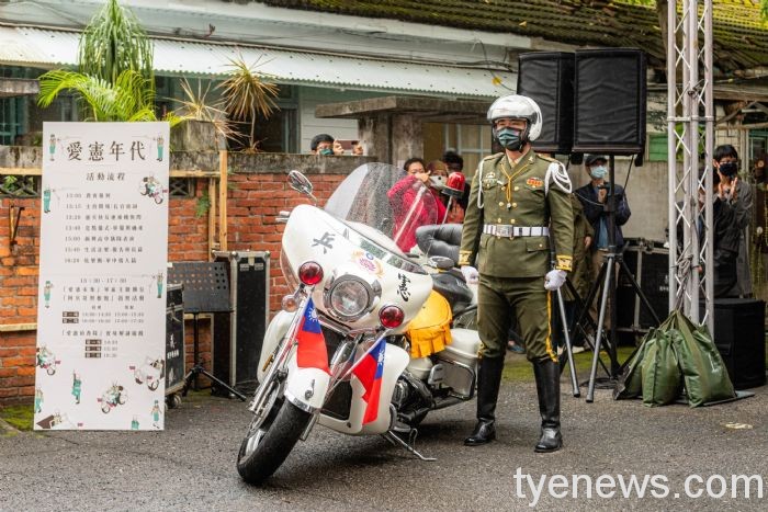 龜山區憲光二村慶祝「憲兵節」展示忠貞軍風 20211212162622731