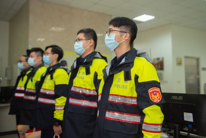桃警春節不休息做市民最強後盾 鄭文燦感謝團隊付出 20220126214349266