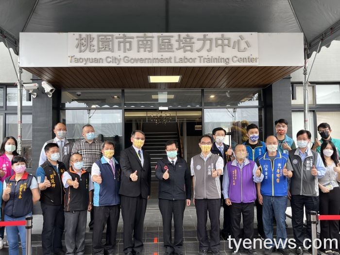 勞動部桃竹苗分署攜手桃就服處 美編課程即起開放報名 20220527090541302 1