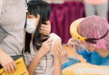 桃園巨蛋兒童BNT接種站 端午連假不打烊