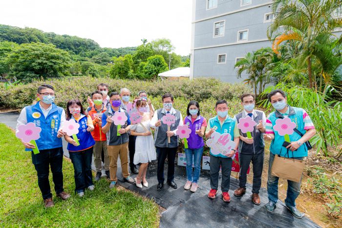 坑子溪休閒農業區賞花海「2022夏日桃金孃節」女神降臨 20220603131506077