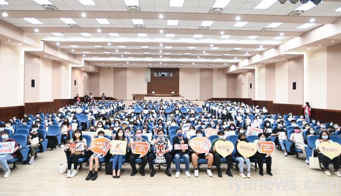 暑假打工趣 422名大學生前進桃園市府