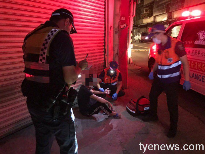 男子深夜胃痛倒臥路旁  廣興所即時到場協助送醫