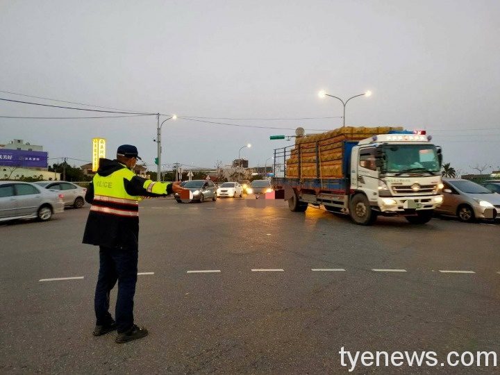 八德分局替代道路宣導 疏解春節出遊車潮 268327