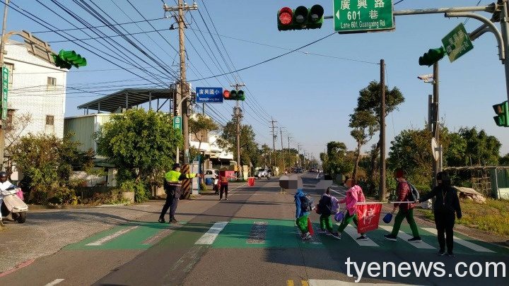 八德警開學日加強勤務 提高見警率護學童安全 278406