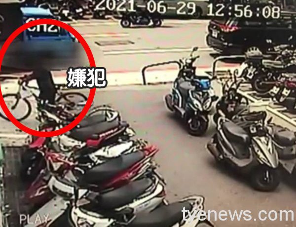 【有片】6旬翁喜新厭舊偷腳踏車 得手後嫌不適棄置路邊 324671