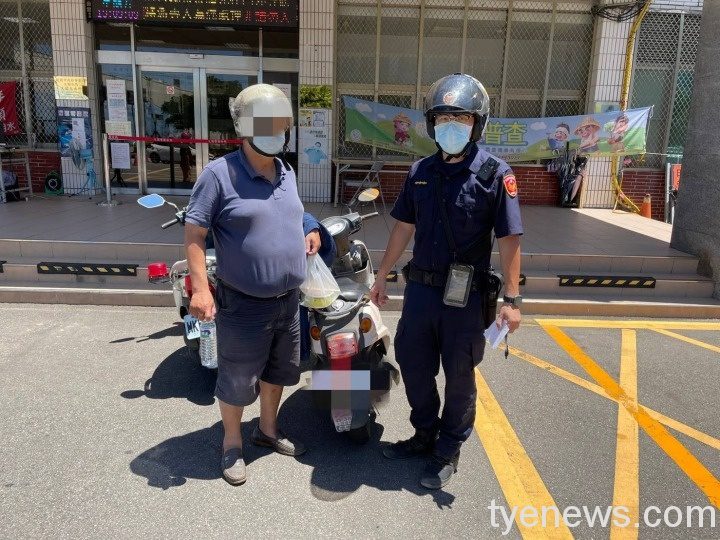 同糕餅店購物兩人 烏龍騎錯同款同色機車 34277