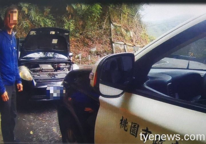 民眾駕車出遊突拋錨 羅浮派出所暖警接電救援 352556
