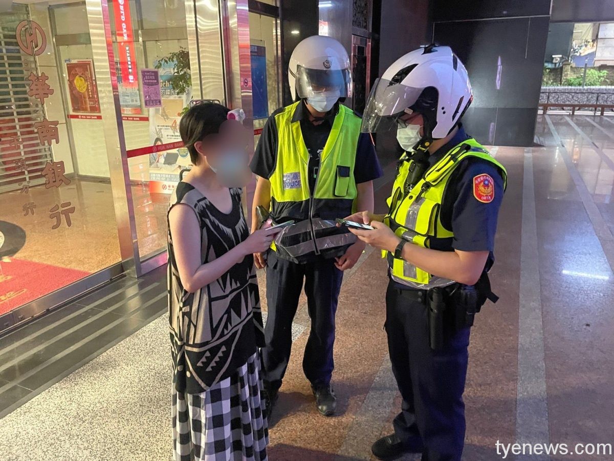 邊講電話邊按ATM 平鎮警成功阻止網路詐騙 371438 scaled 1
