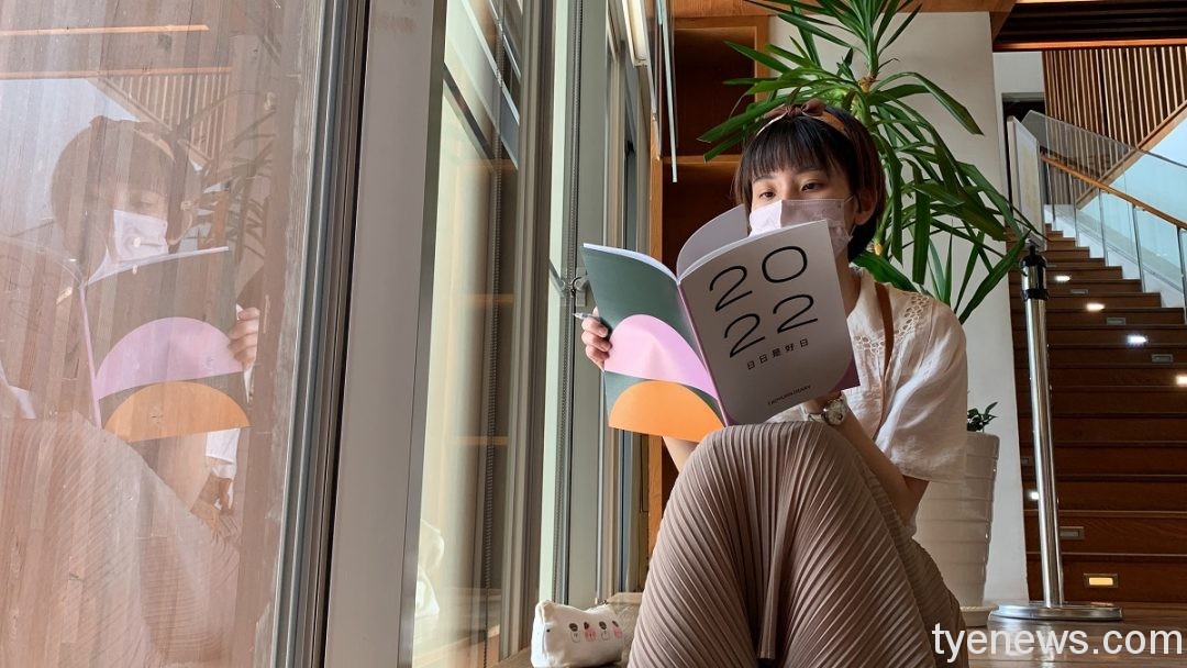 4.中原學生製作精巧的「日日是好日Taoyuan diary」手帳。