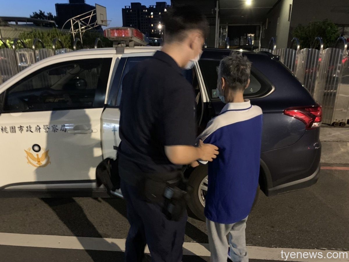 康復之家思親老翁搭錯車迷途 平鎮警助平安返回 431780 scaled 1