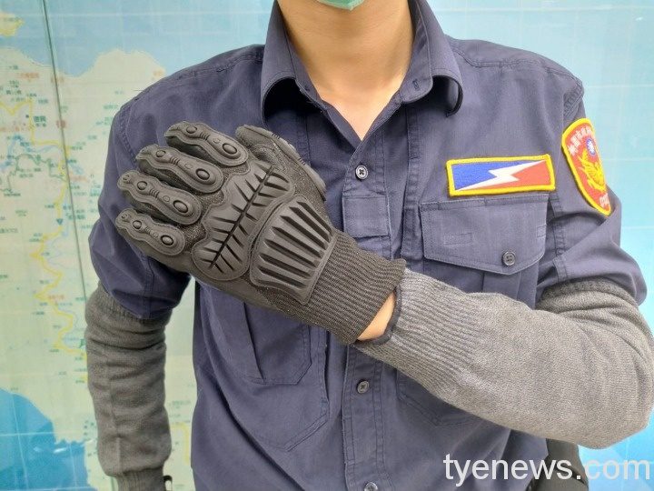 桃警獲贈防割手套袖套 多一層保障值勤更安全 438685