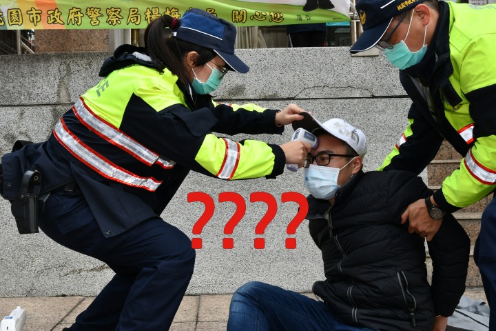 【有片】楊梅警創意防搶演練 制伏歹徒噴酒精不忘防疫 4536
