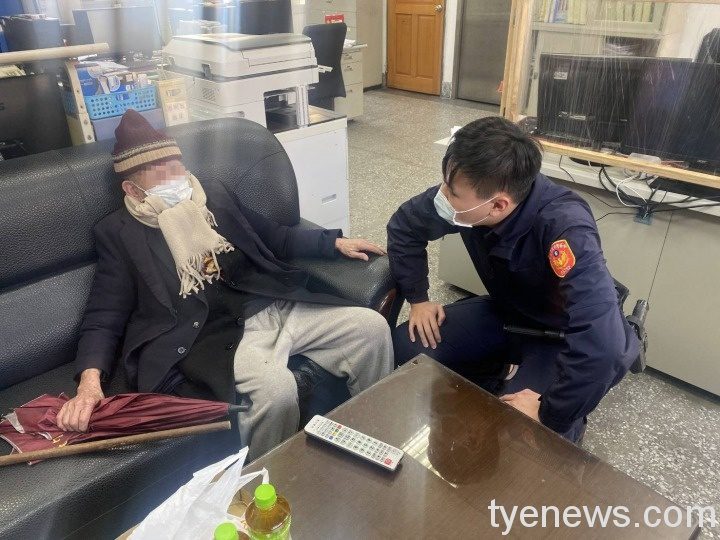 失智翁搭計程車訪友找不到路 運匠求助警成功聯絡友人 525383