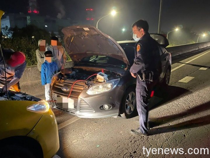 春節出遊車輛拋錨事故多 大園暖警道路救援獲好評 528308