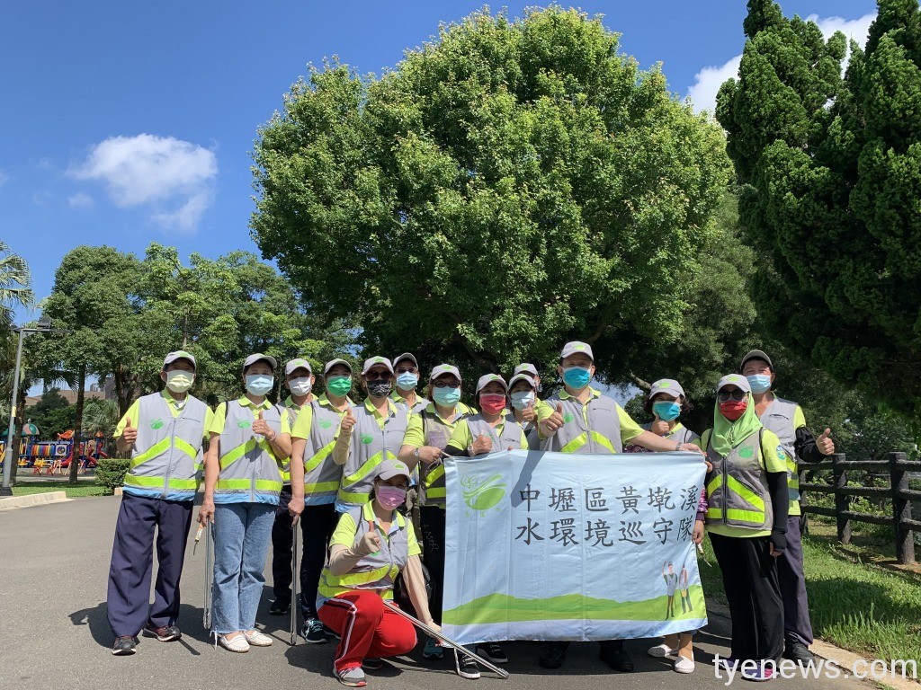 桃園民間自發組隊淨化黃墘溪 獲環保署頒獎肯定 5 0 2