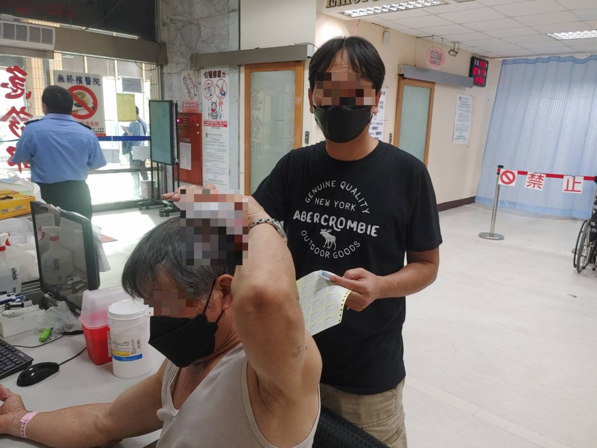 8旬翁遭虎頭蜂群螫傷 大溪警開道15分鐘迅速送醫 615620 scaled 1