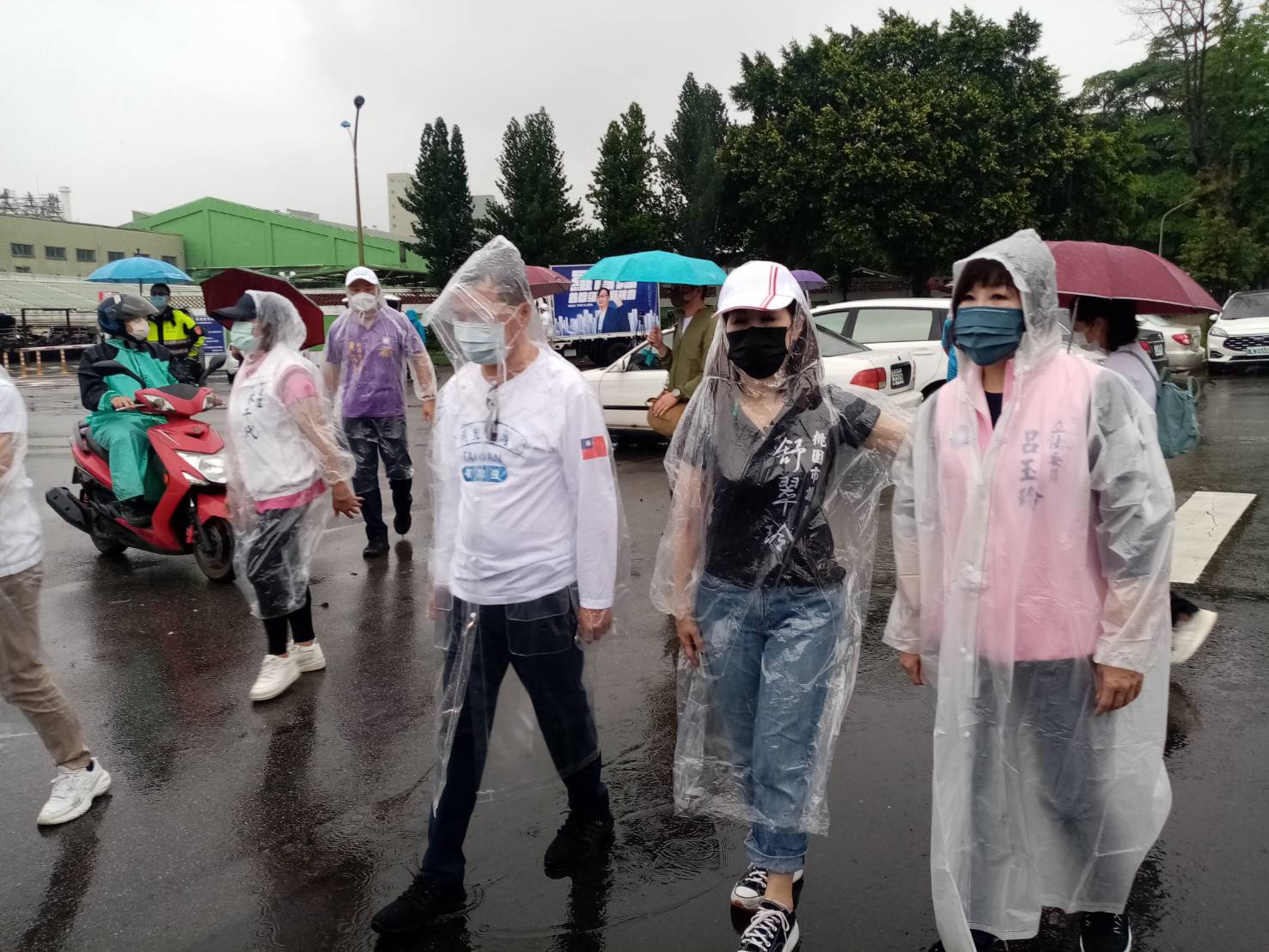 【有片】跟進羅智強「成全」退選?呂玉玲:為桃園祈福往前走 61805