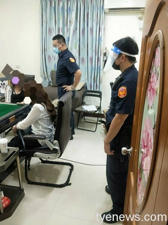 【有片】無視疫情民宅聚賭!桃園警布線監控破門逮12人 668785 scaled 1