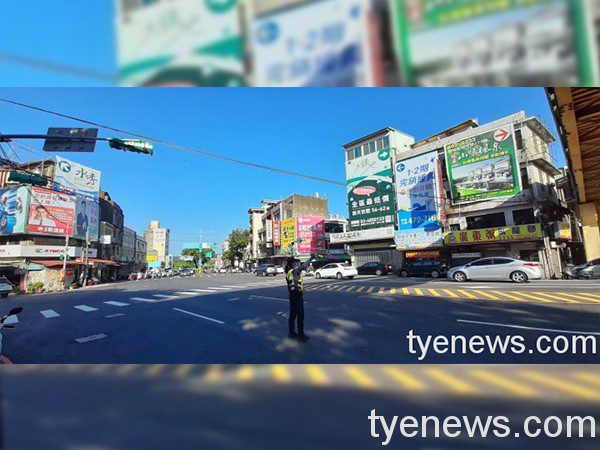 楊梅警加強交通疏導措施 迎接雙十國慶車潮 7 1 1 2