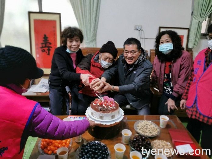 榮民張鎮安百歲壽誕 桃園榮服徐偉光溫馨祝壽 72998