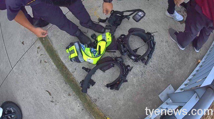 【有片】情侶爭吵跌落埤塘載浮載沉 警消卸裝備即時救援 729991
